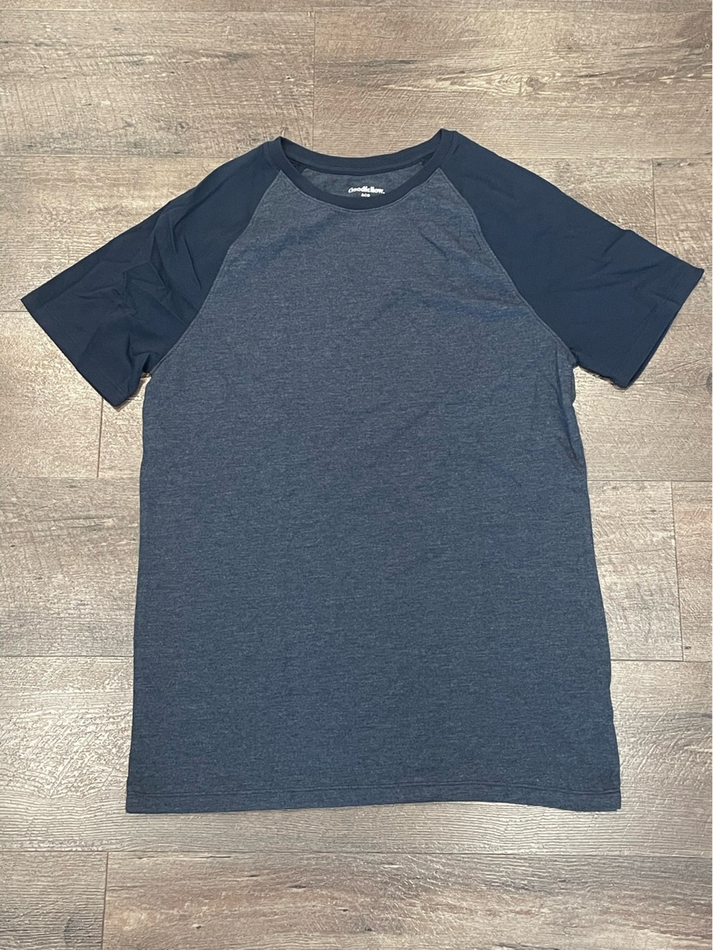 Goodfellow & Co Navy Raglan Short Sleeve Tee Baseball Tee Size Small